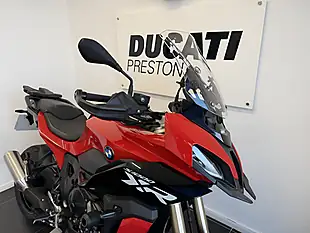 Used 2022 BMW S1000XR Te Racing Red - Interior and Exterior details 5