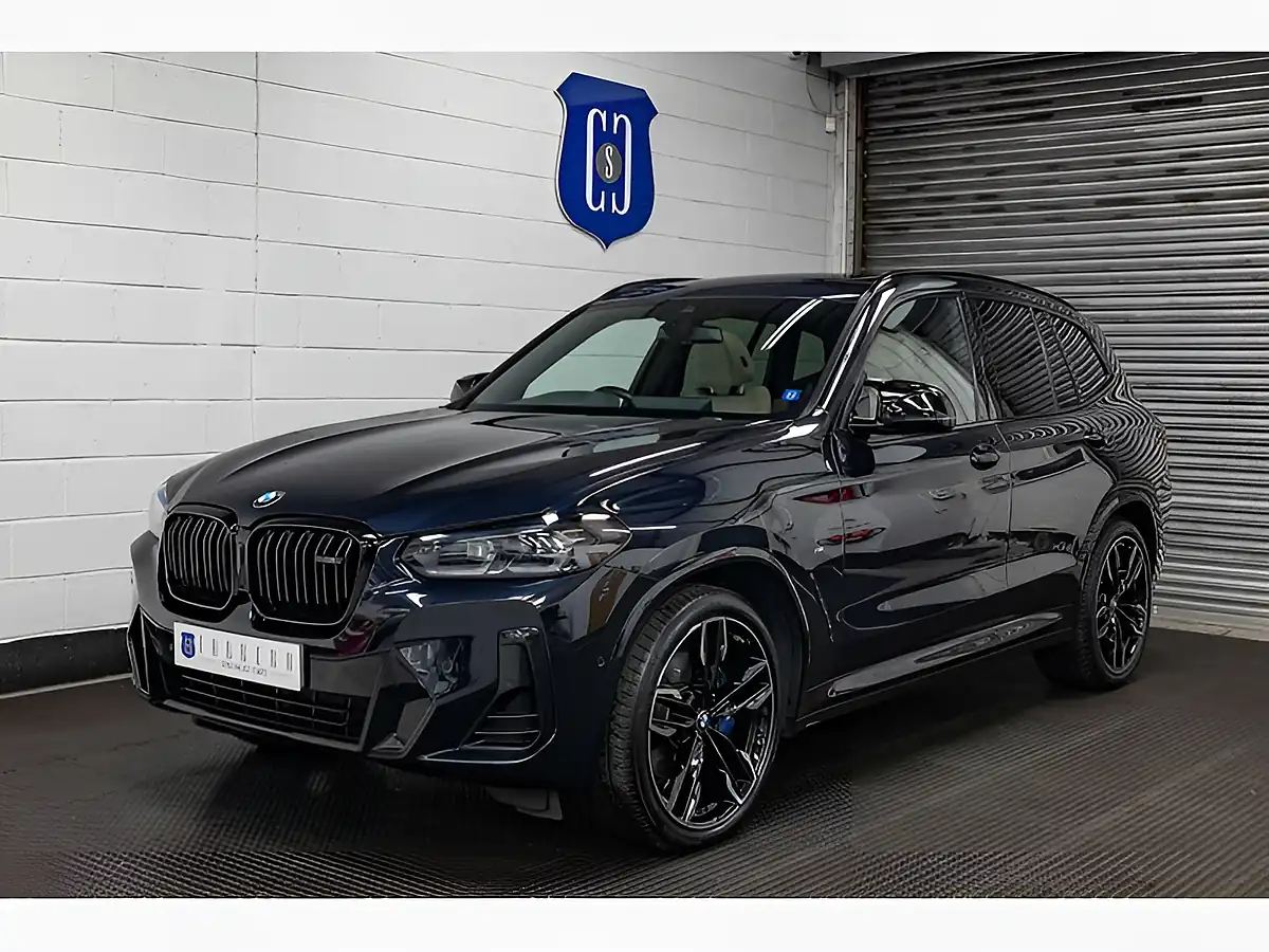 Used 2022 BMW X3 Comfort Pack Black - Front View