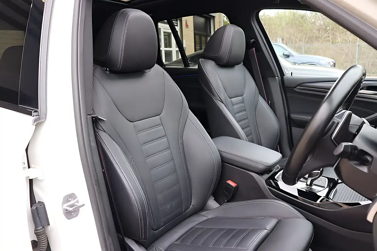 Used 2022 BMW X3 M Sport Alpine White - Interior and Exterior details 4