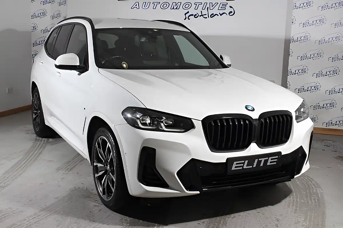 Used 2022 BMW X3 M Sport Alpine White - Interior and Exterior details 4