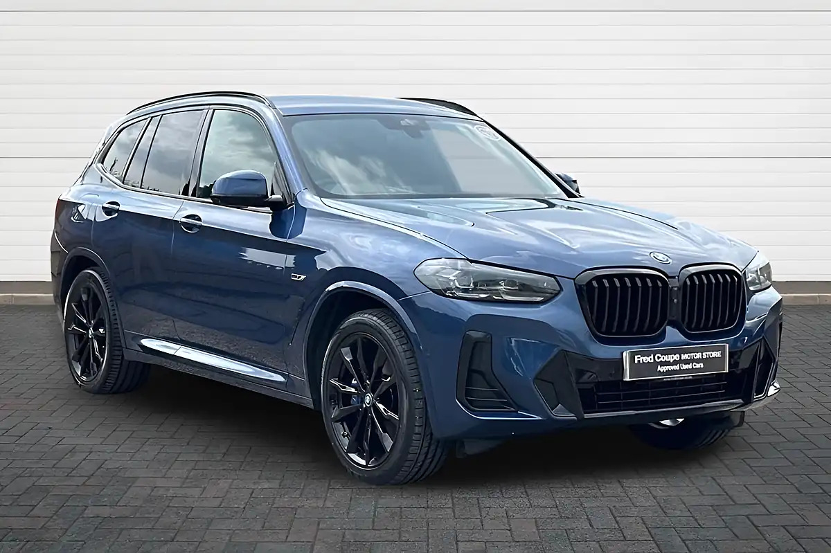 Used 2022 BMW X3 M Sport Blue - Front View