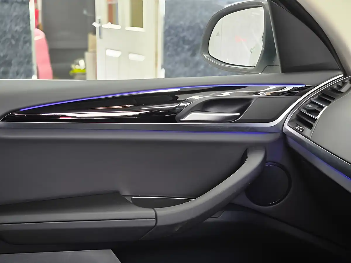 Used 2022 BMW X3 Xline White - Interior and Exterior details 10