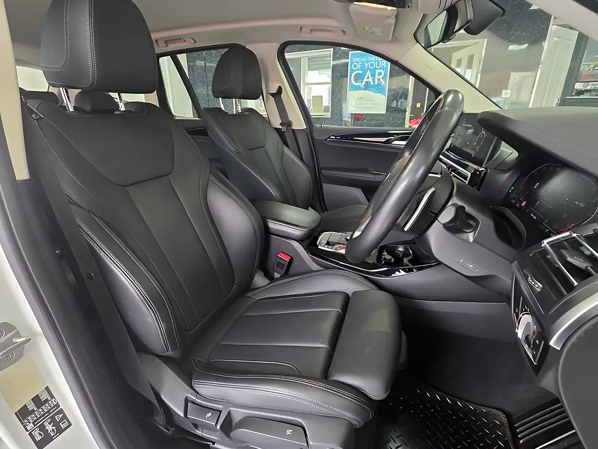 Used 2022 BMW X3 Xline White - Interior and Exterior details 12
