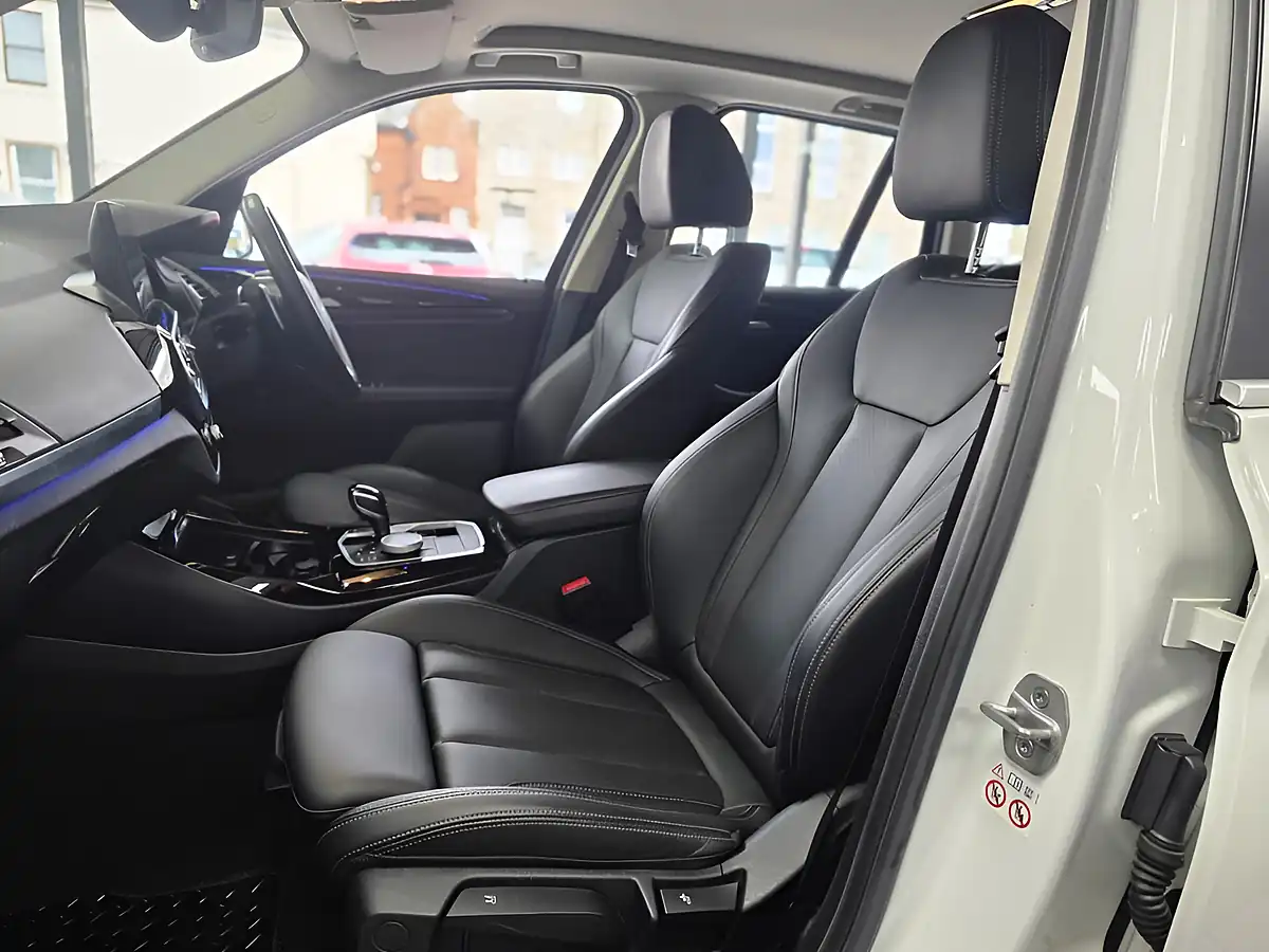 Used 2022 BMW X3 Xline White - Interior and Exterior details 20