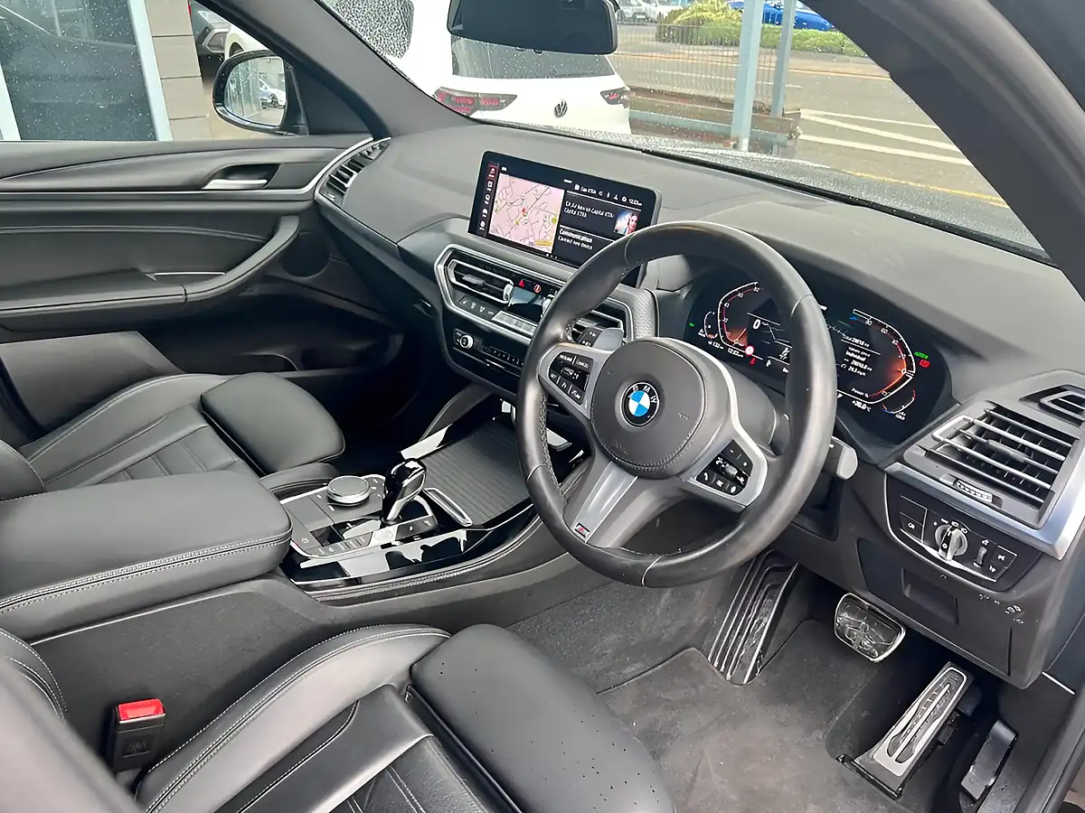 Used 2022 BMW X4 M Sport Black - Interior and Exterior details 9