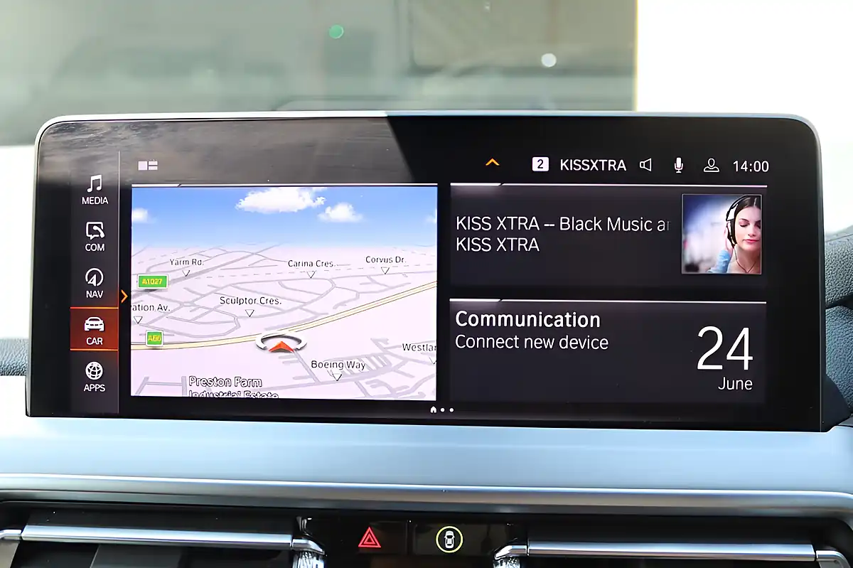 Used 2022 BMW X4 M40d Brooklyn Grey - Interior and Exterior details 7