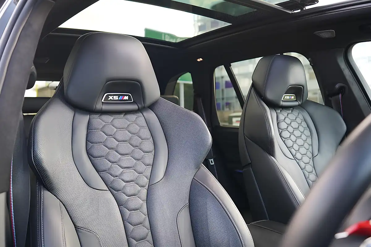 Used 2022 BMW X5 Competition Dravit Grey - Interior and Exterior details 3