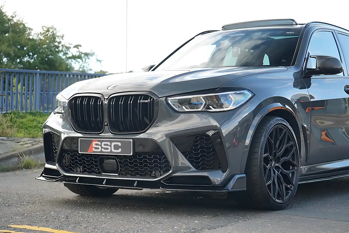 Used 2022 BMW X5 Competition Dravit Grey - Interior and Exterior details 8