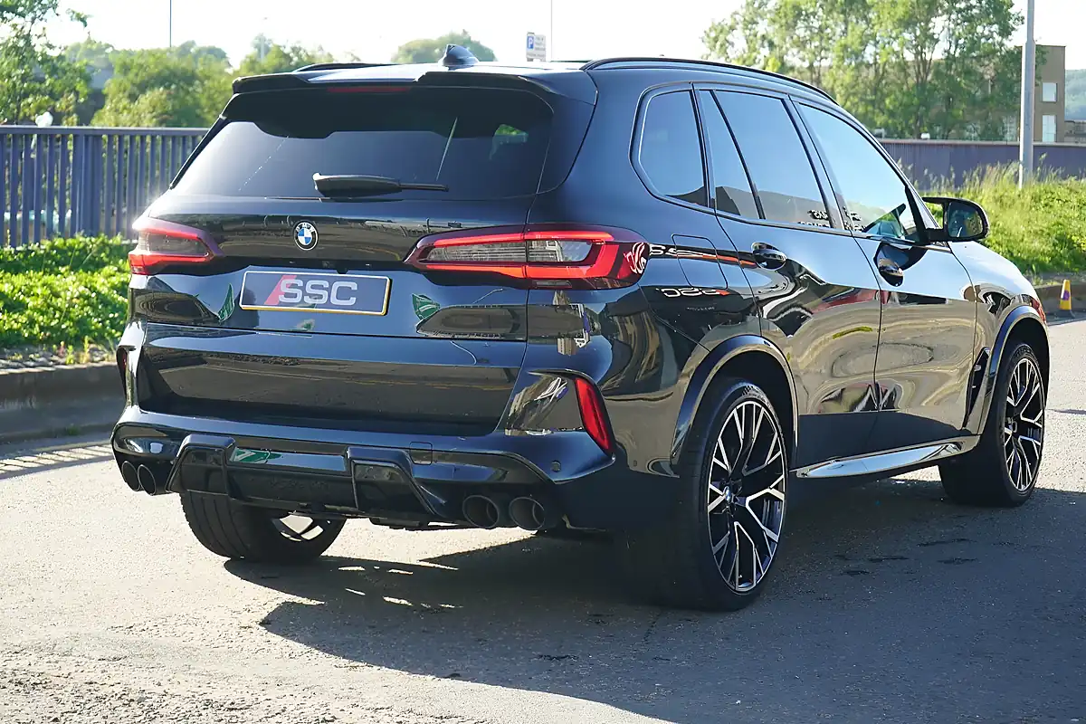 Used 2022 BMW X5 M Competition Black - Interior and Exterior details 15