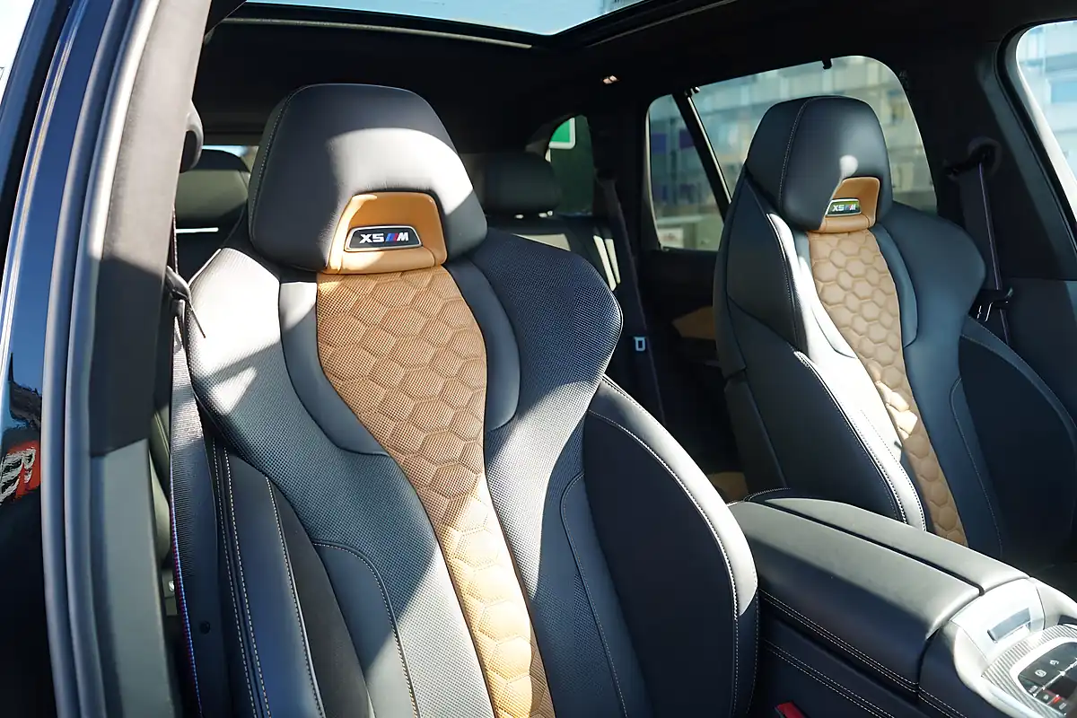 Used 2022 BMW X5 M Competition Black - Interior and Exterior details 3
