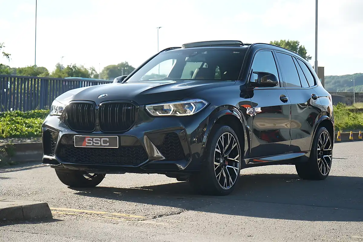 Used 2022 BMW X5 M Competition Black - Interior and Exterior details 8