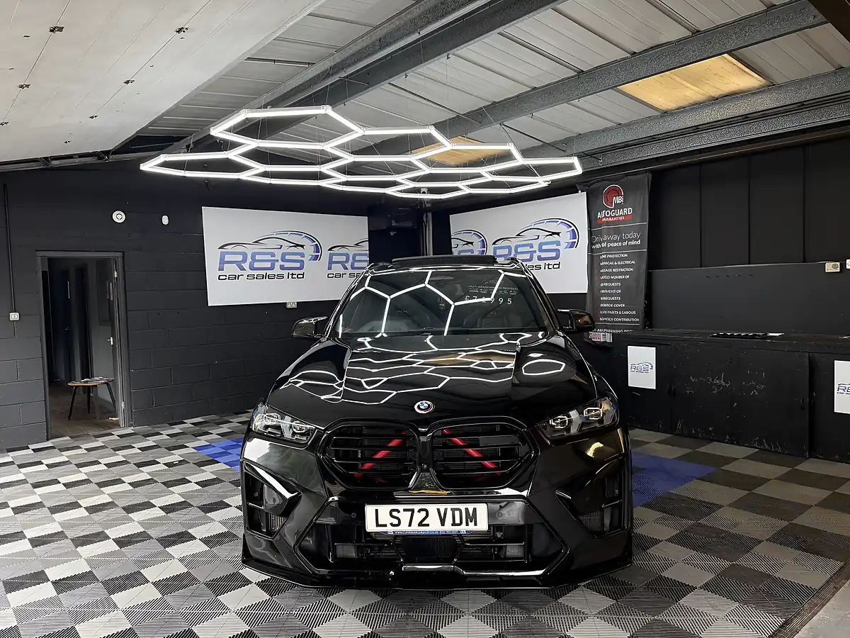 Used 2022 BMW X5 M Competition Black - Interior and Exterior details 13