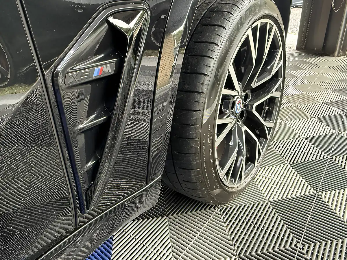 Used 2022 BMW X5 M Competition Black - Interior and Exterior details 20