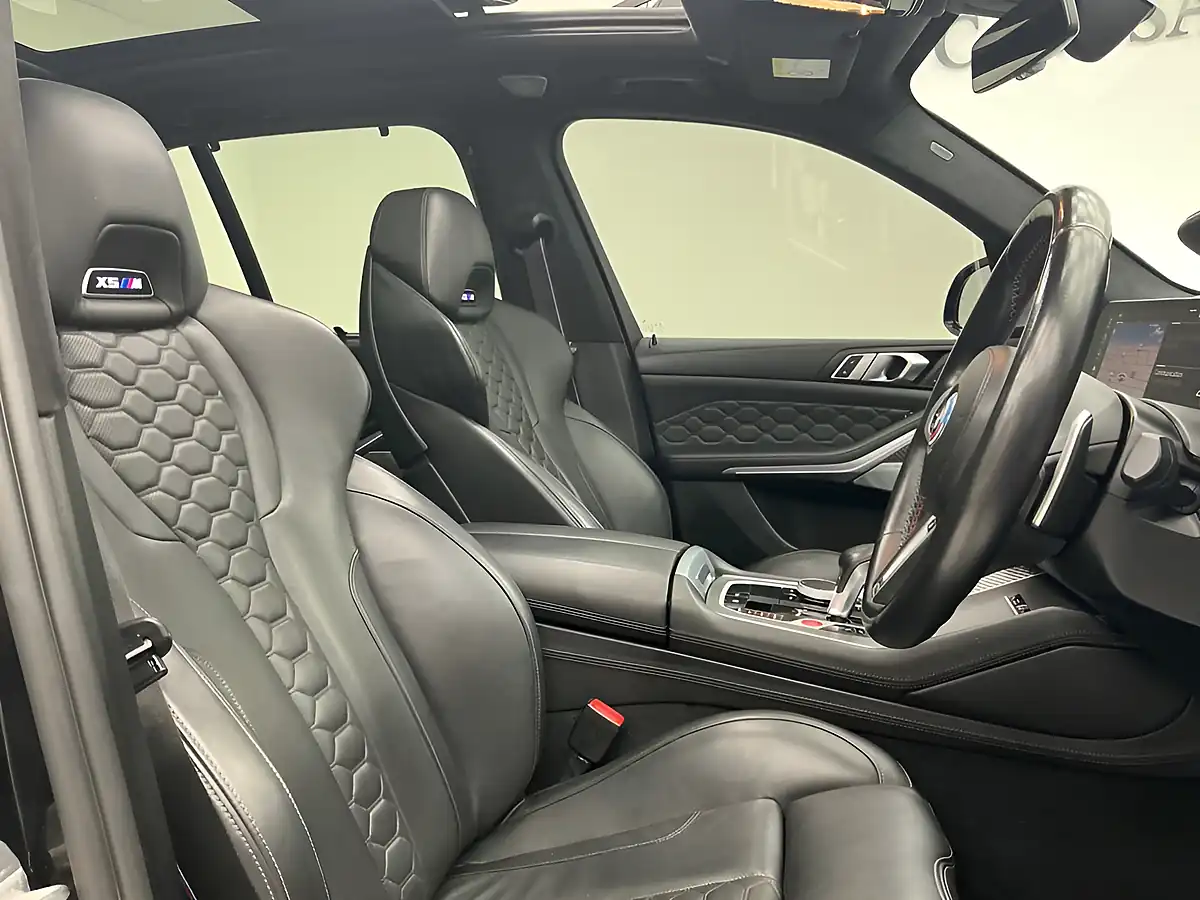 Used 2022 BMW X5 M Competition Black Sapphire - Interior and Exterior details 14