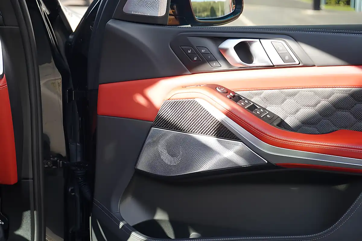 Used 2022 BMW X5 M Competition Black Sapphire - Interior and Exterior details 13