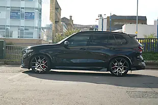 Used 2022 BMW X5 M Competition Black Sapphire - Interior and Exterior details 9