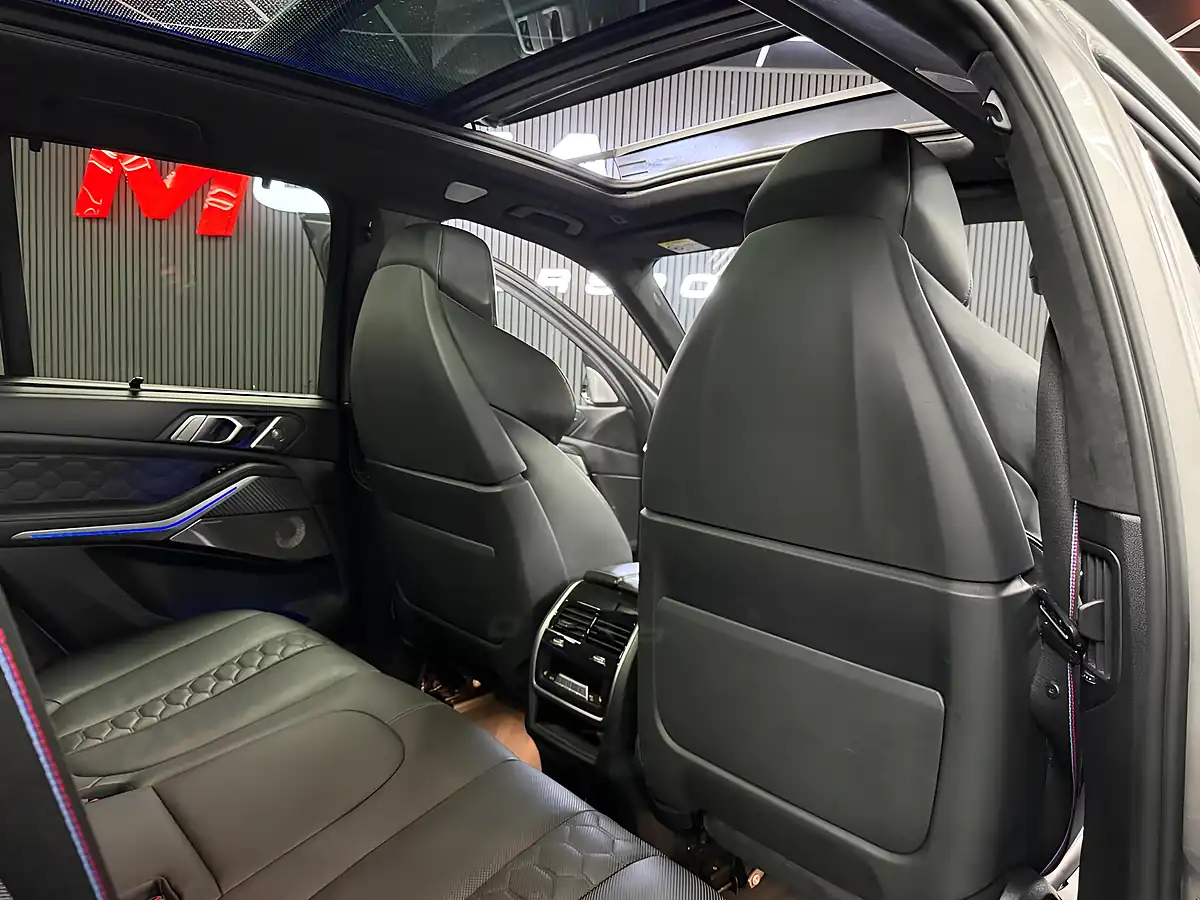 Used 2022 BMW X5 M Competition Grey - Interior and Exterior details 13