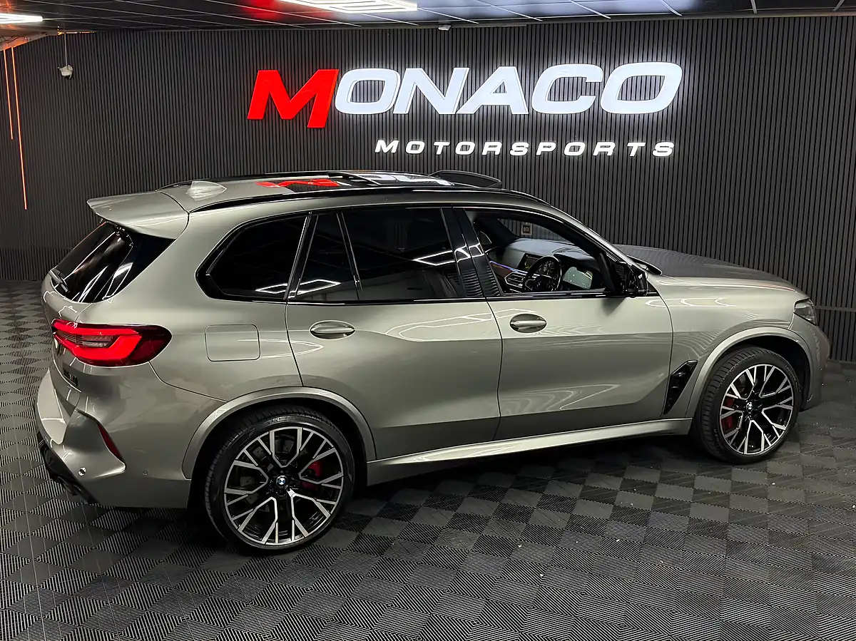 Used 2022 BMW X5 M Competition Grey - Interior and Exterior details 3