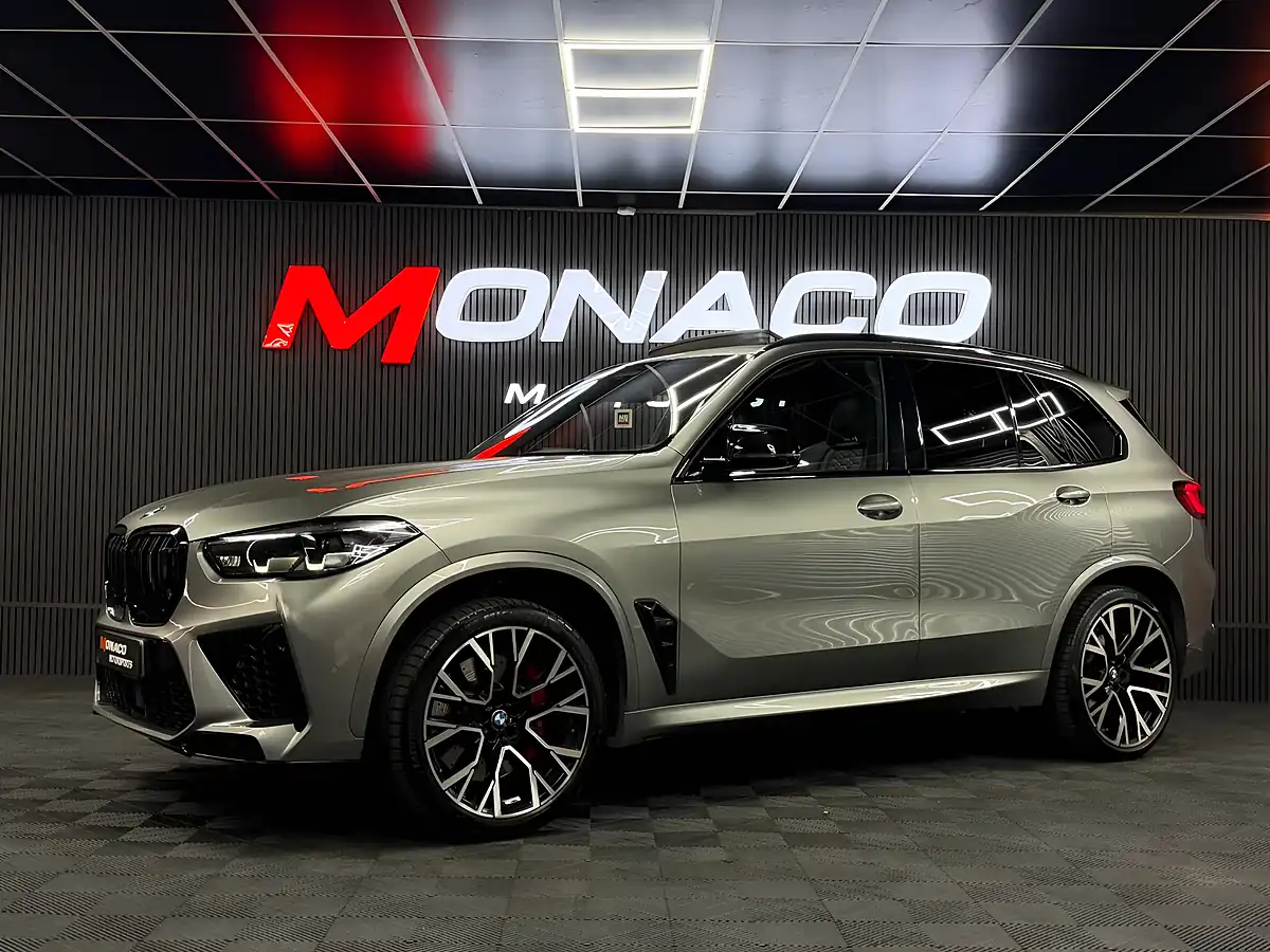 Used 2022 BMW X5 M Competition Grey - Interior and Exterior details 5