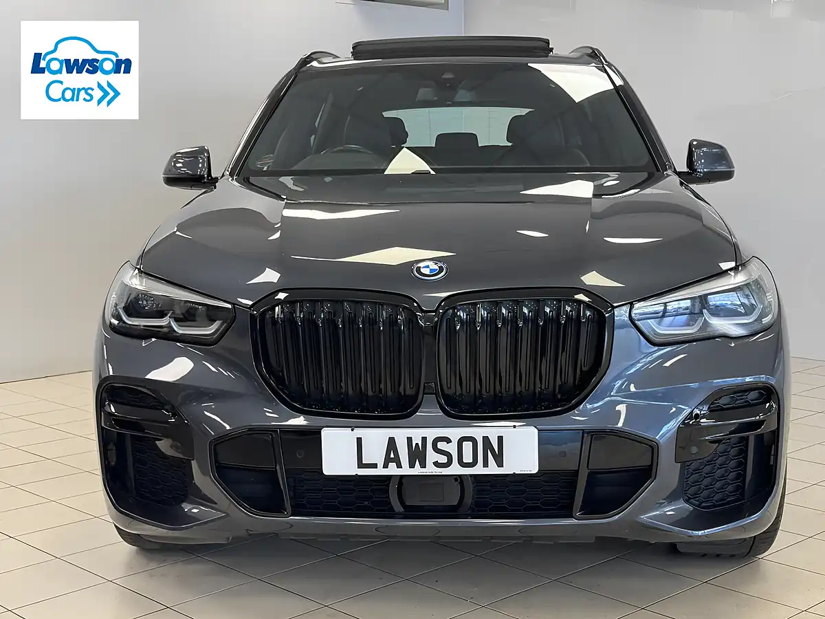 Used 2022 BMW X5 M Sport Arctic Grey - Interior and Exterior details 2