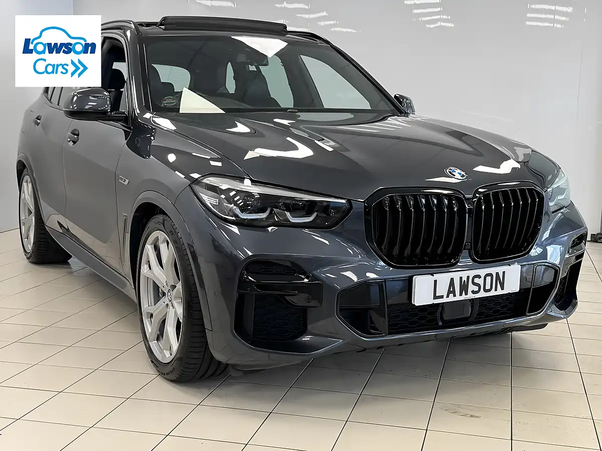 Used 2022 BMW X5 M Sport Arctic Grey - Interior and Exterior details 3