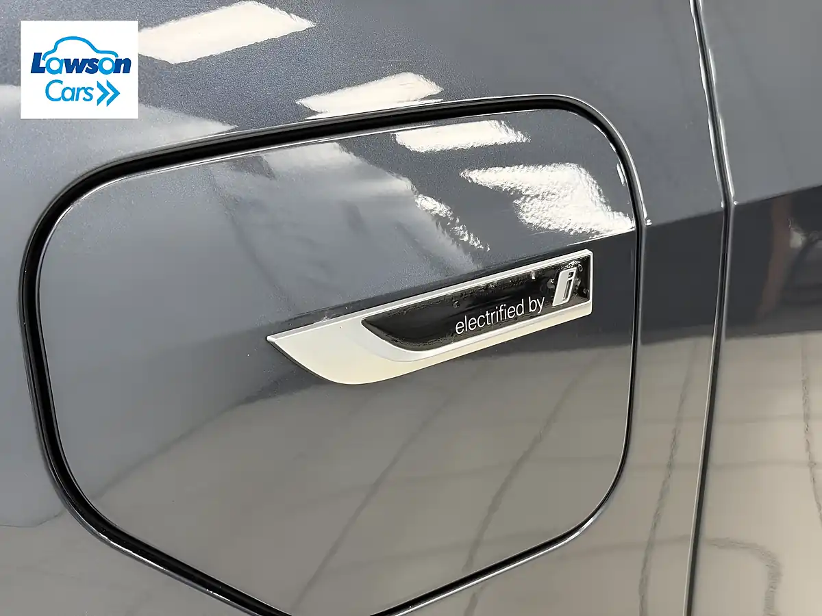 Used 2022 BMW X5 M Sport Arctic Grey - Interior and Exterior details 9