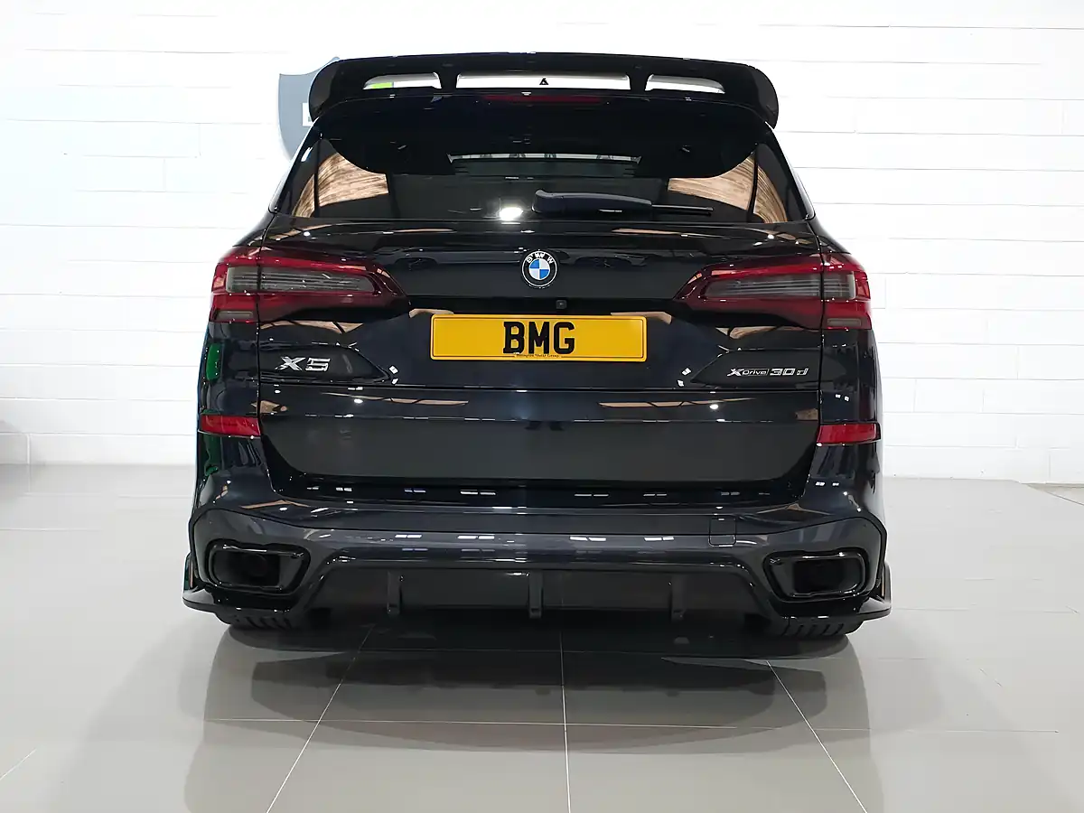 Used 2022 BMW X5 M Sport Black - Interior and Exterior details 6