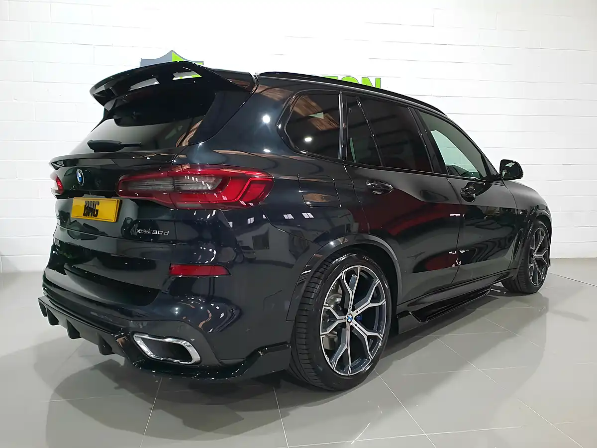 Used 2022 BMW X5 M Sport Black - Interior and Exterior details 10