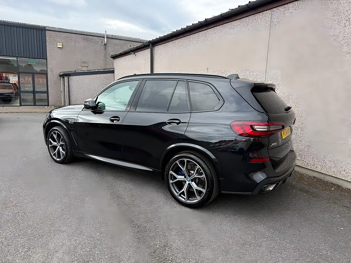 Used 2022 BMW X5 M Sport Black - Interior and Exterior details 3