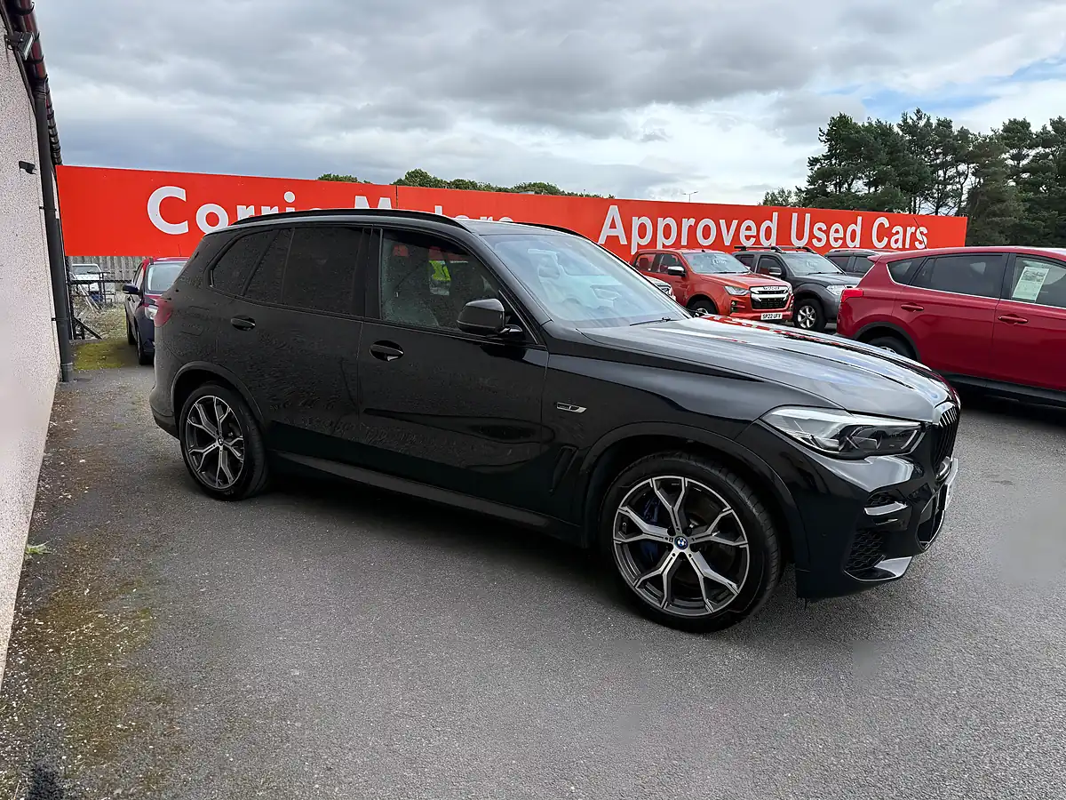Used 2022 BMW X5 M Sport Black - Interior and Exterior details 5