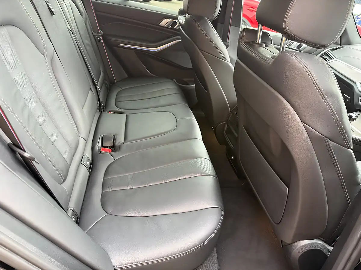 Used 2022 BMW X5 M Sport Black - Interior and Exterior details 7