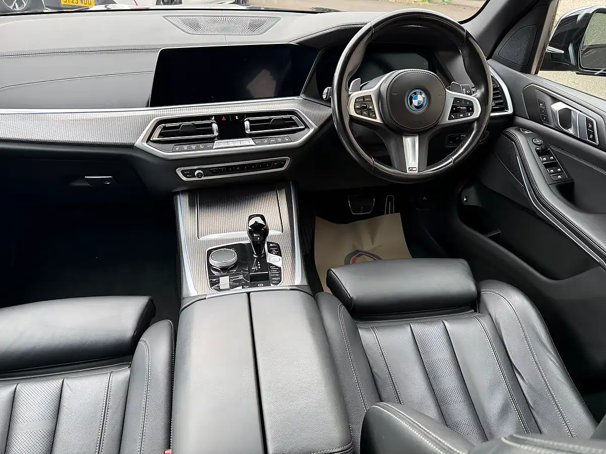 Used 2022 BMW X5 M Sport Black - Interior and Exterior details 8