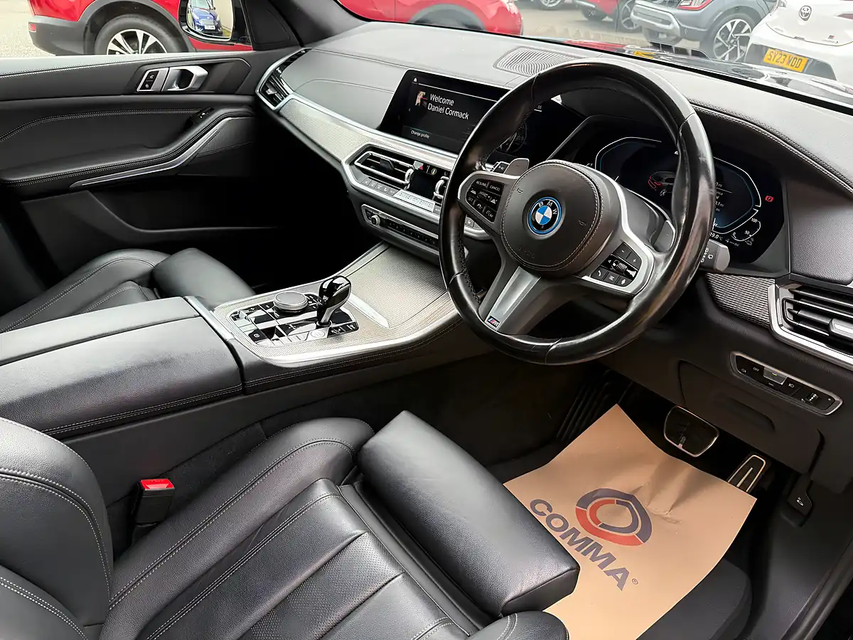 Used 2022 BMW X5 M Sport Black - Interior and Exterior details 9