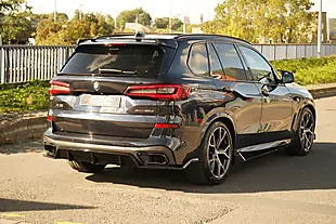 Used 2022 BMW X5 M Sport Black - Interior and Exterior details 10