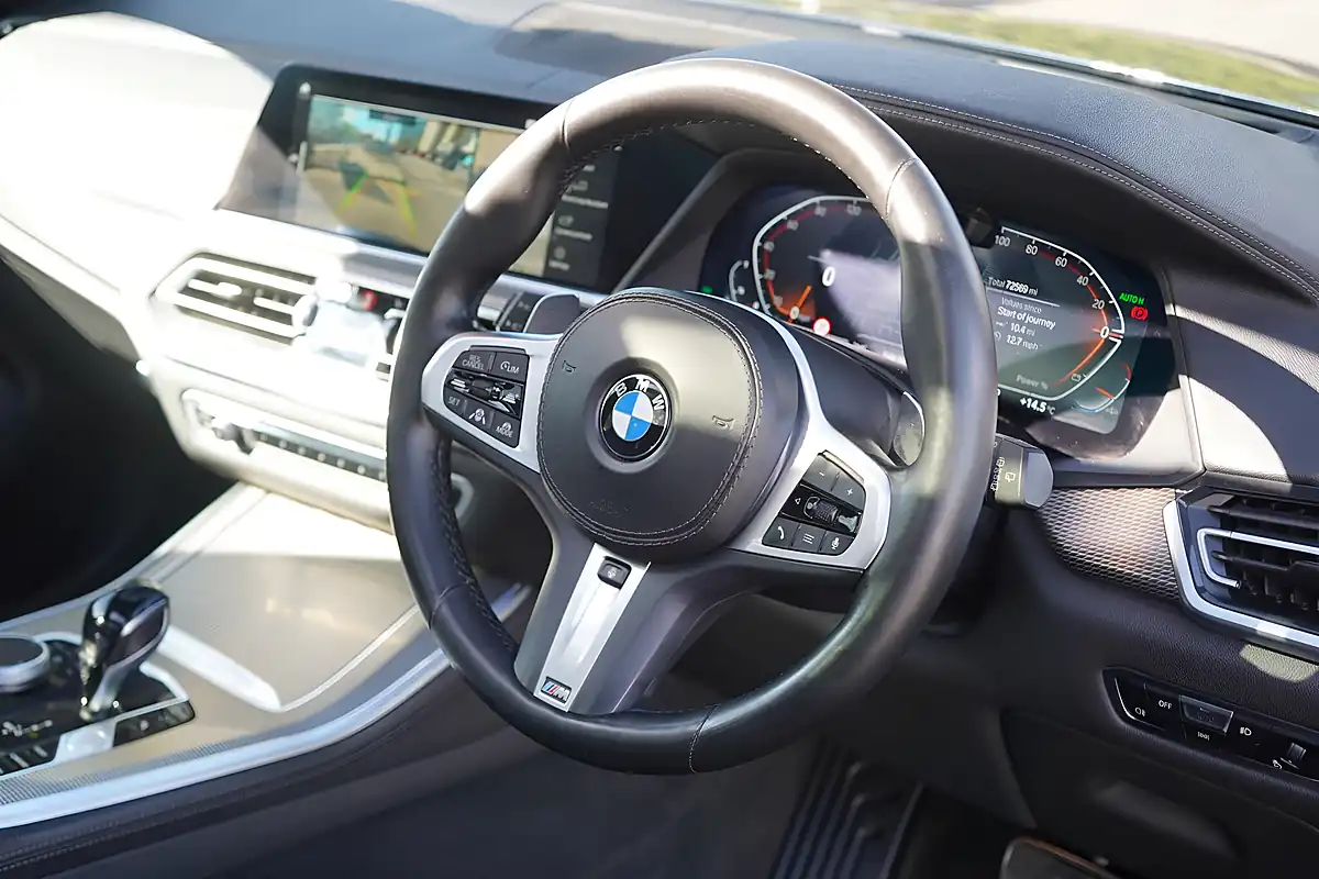Used 2022 BMW X5 M Sport Black - Interior and Exterior details 12