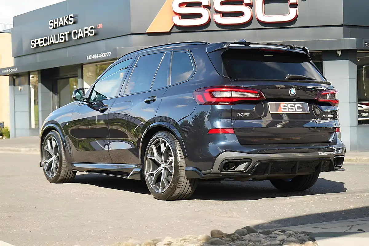 Used 2022 BMW X5 M Sport Black - Interior and Exterior details 2