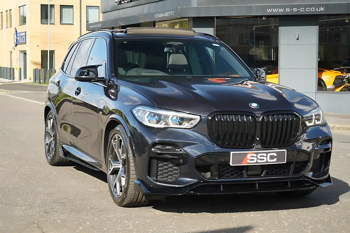 Used 2022 BMW X5 M Sport Black - Interior and Exterior details 5