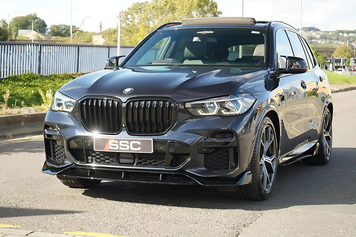 Used 2022 BMW X5 M Sport Black - Interior and Exterior details 7