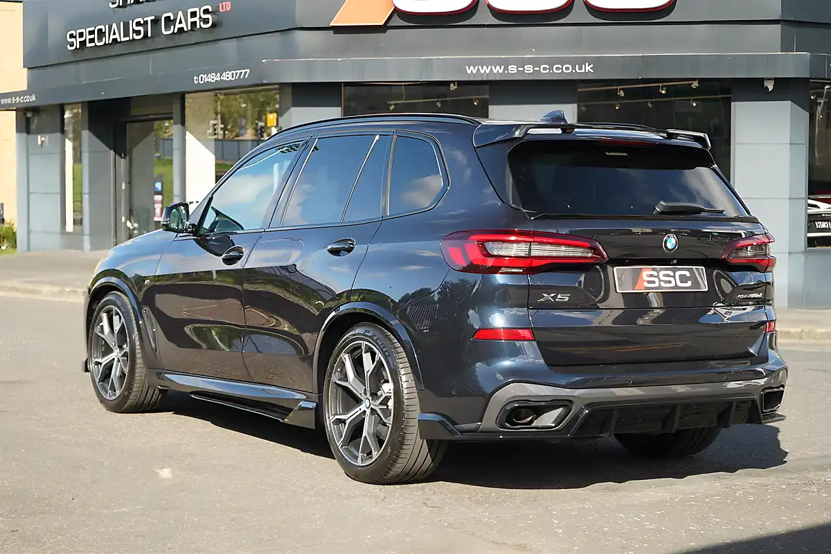 Used 2022 BMW X5 M Sport Black - Interior and Exterior details 9