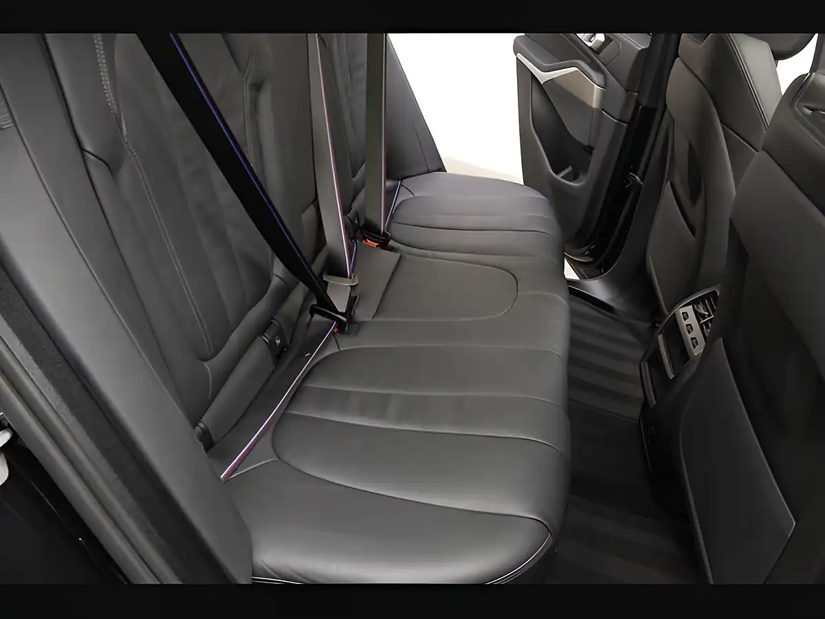 Used 2022 BMW X5 M Sport Black - Interior and Exterior details 13