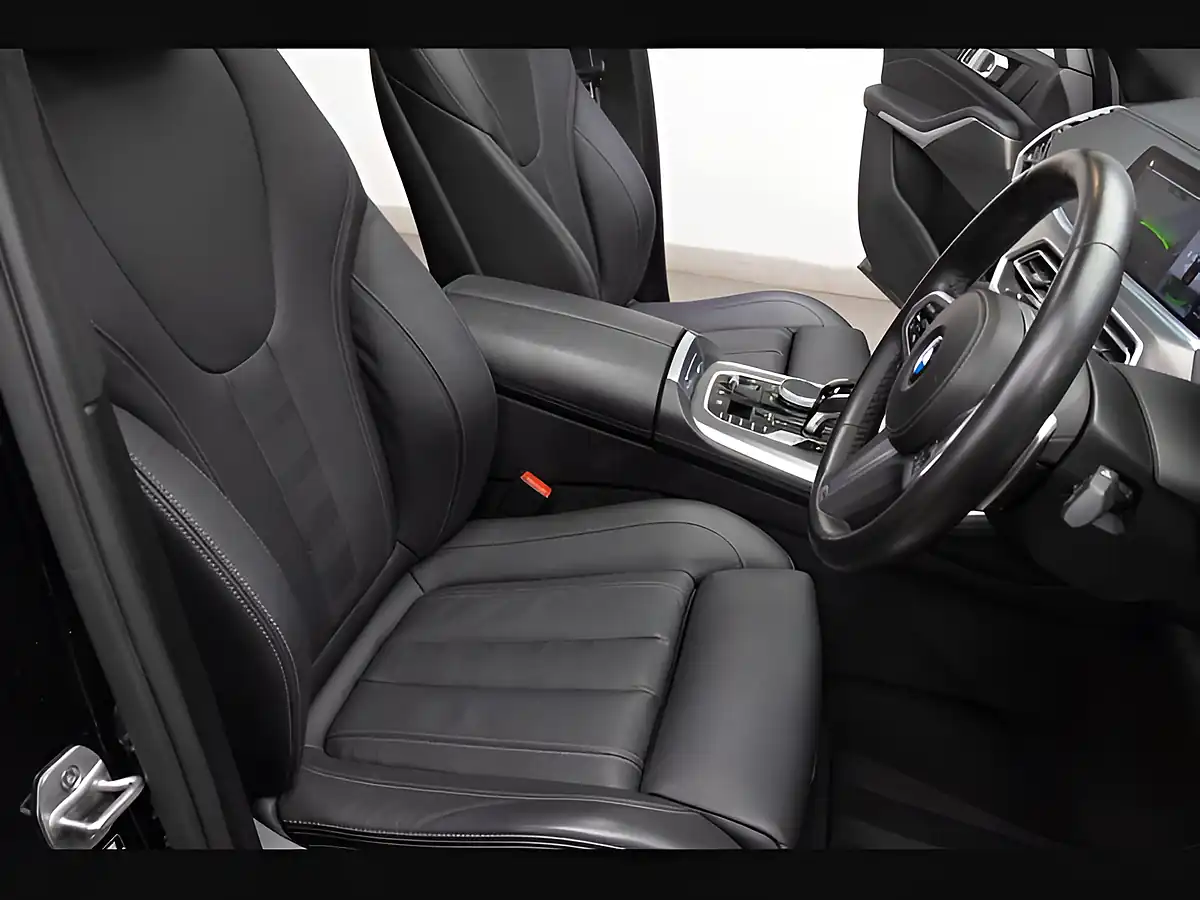 Used 2022 BMW X5 M Sport Black - Interior and Exterior details 14