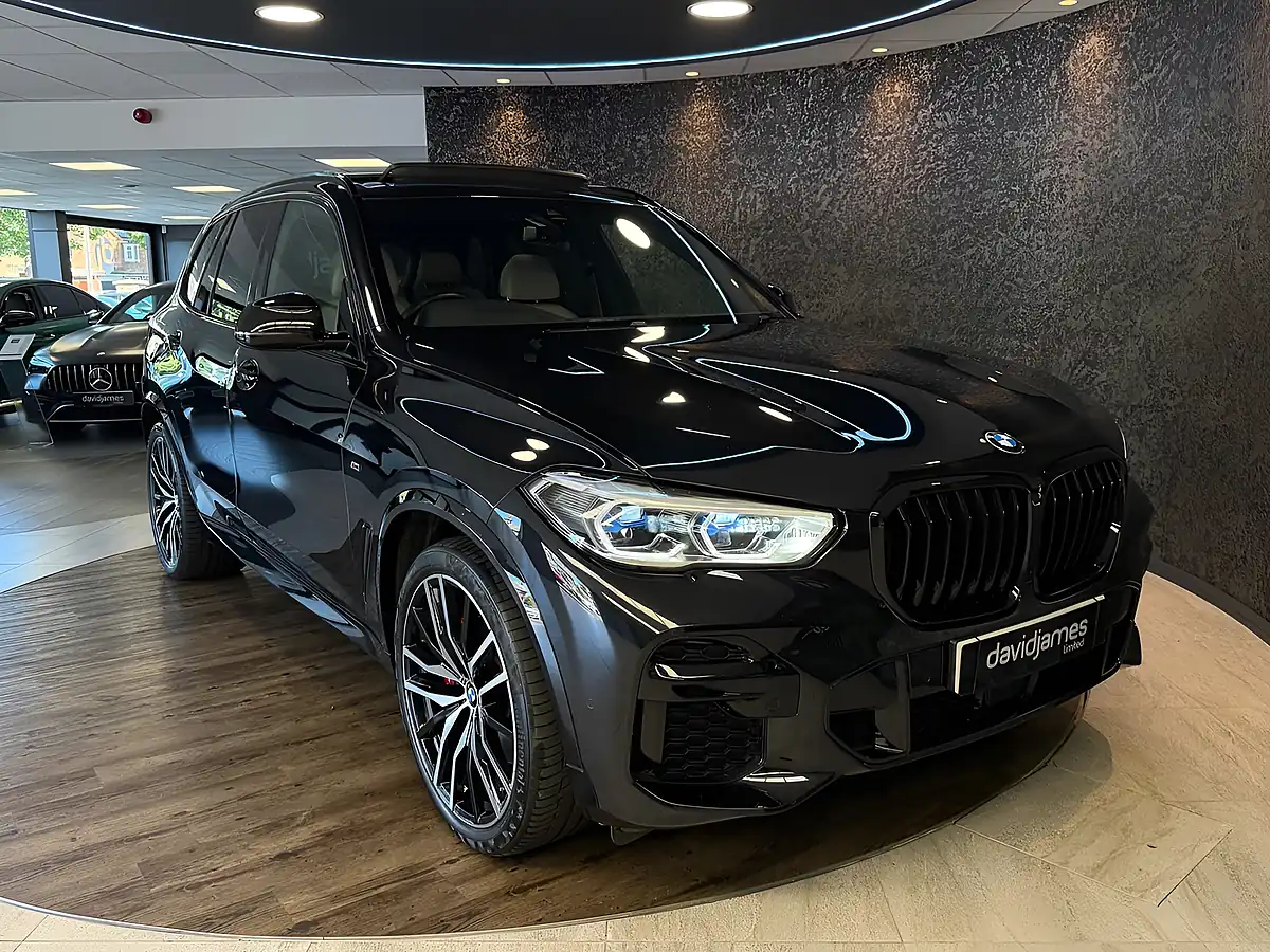 Used 2022 BMW X5 M Sport Black Sapphire Metallic Paint - Interior and Exterior details 18