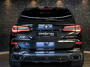 Used 2022 BMW X5 M Sport Black Sapphire Metallic Paint - Interior and Exterior details 9