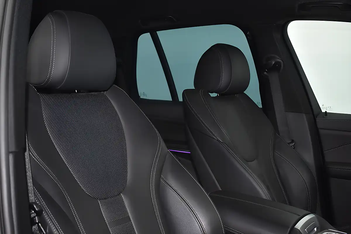 Used 2022 BMW X5 M Sport Black Sapphire Metallic Paint - Interior and Exterior details 10
