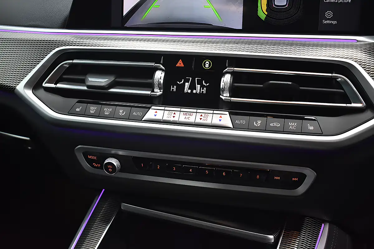 Used 2022 BMW X5 M Sport Black Sapphire Metallic Paint - Interior and Exterior details 14
