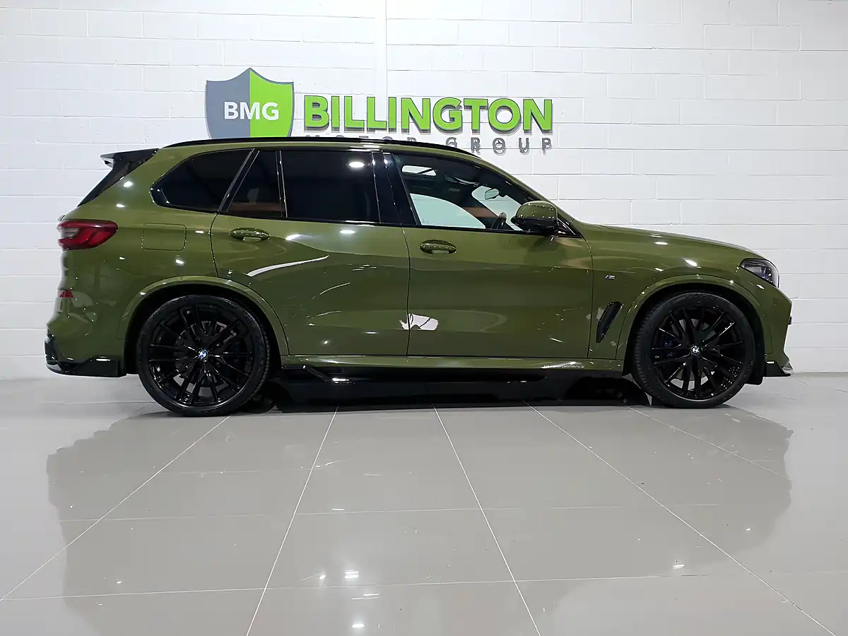 Used 2022 BMW X5 M Sport Green - Interior and Exterior details 8