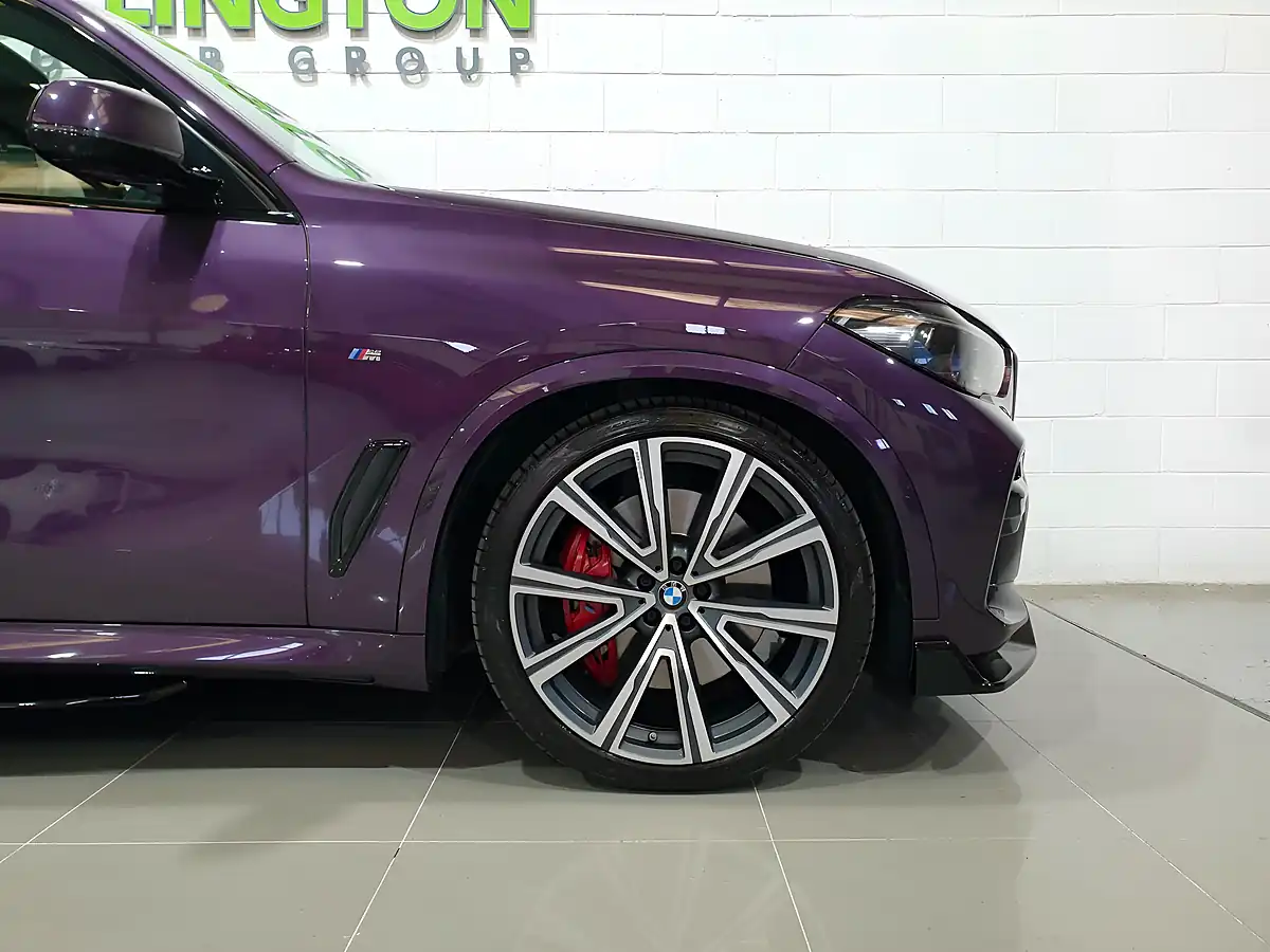 Used 2022 BMW X5 M Sport Purple - Interior and Exterior details 10