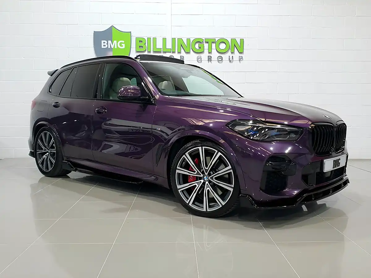 Used 2022 BMW X5 M Sport Purple - Interior and Exterior details 20