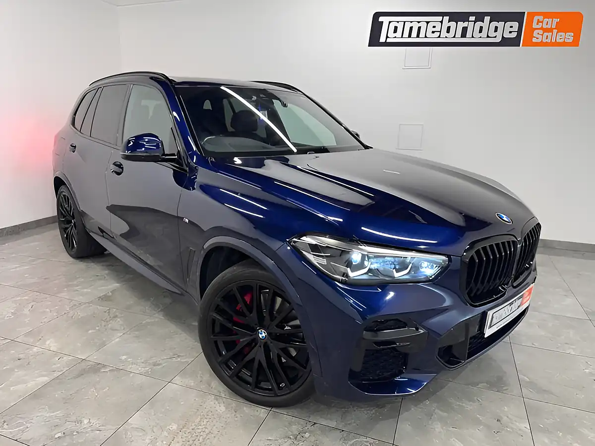 Used 2022 BMW X5 M Sport Tanzanite Blue Ii - Front View