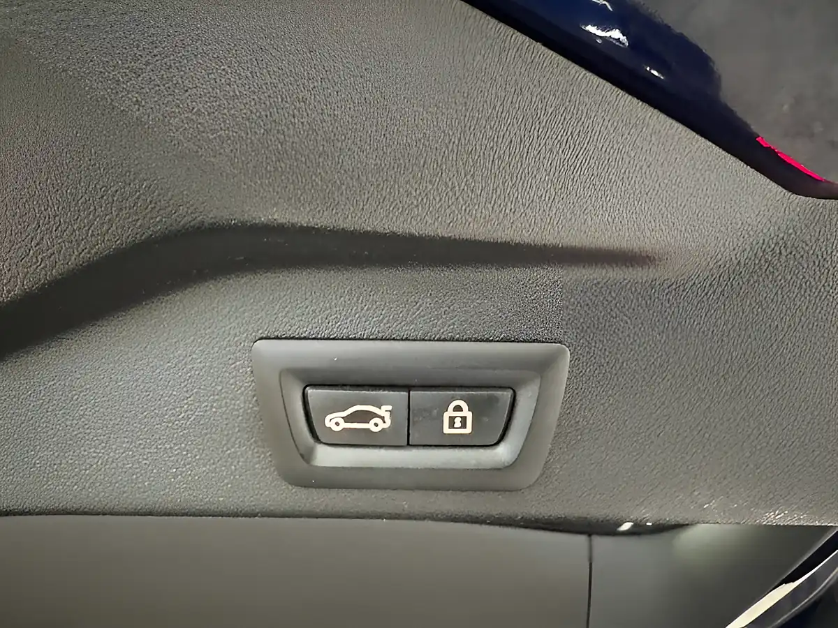 Used 2022 BMW X5 M Sport Tanzanite Blue Ii - Interior and Exterior details 19